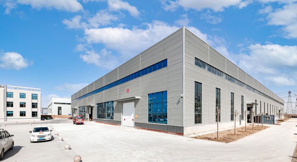 亨源管道生產(chǎn)車間外景