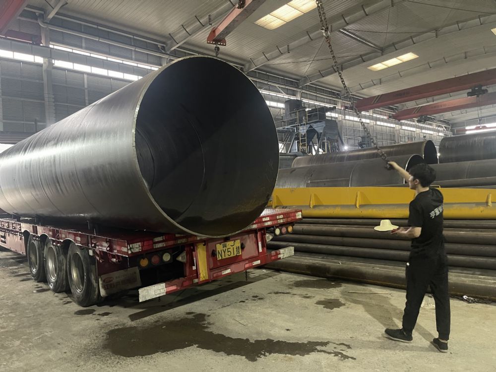 DN1600�߉��͚�ݔ����3PE����䓹�